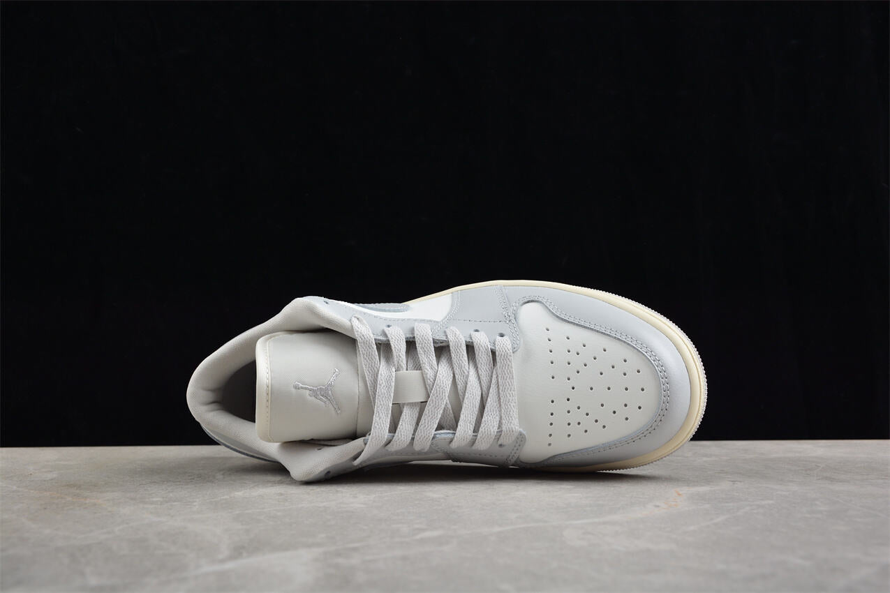 La Air Jordan 1 Low “Blanc Gris