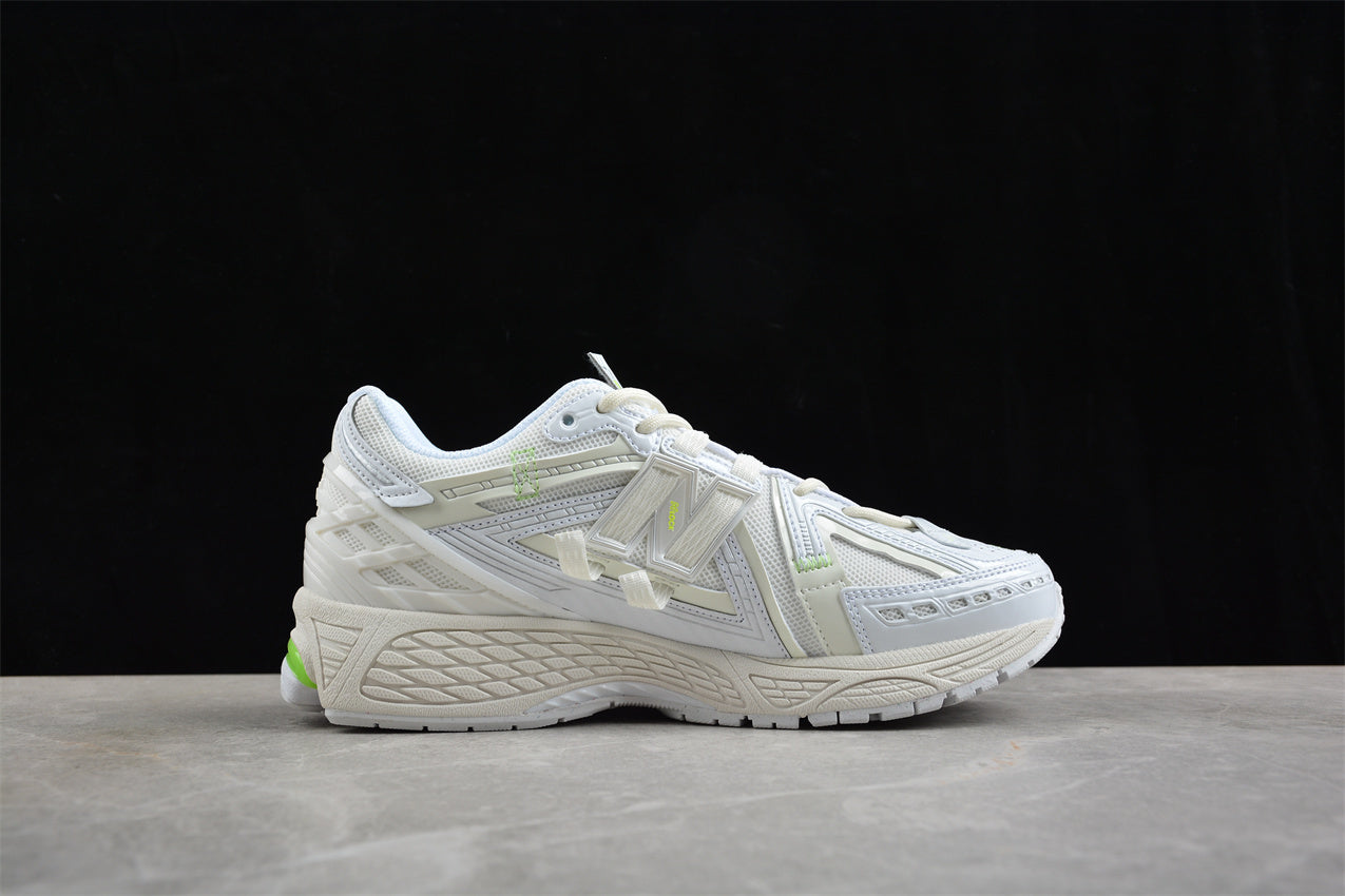 1906 – Sneakers Retro Dad Style