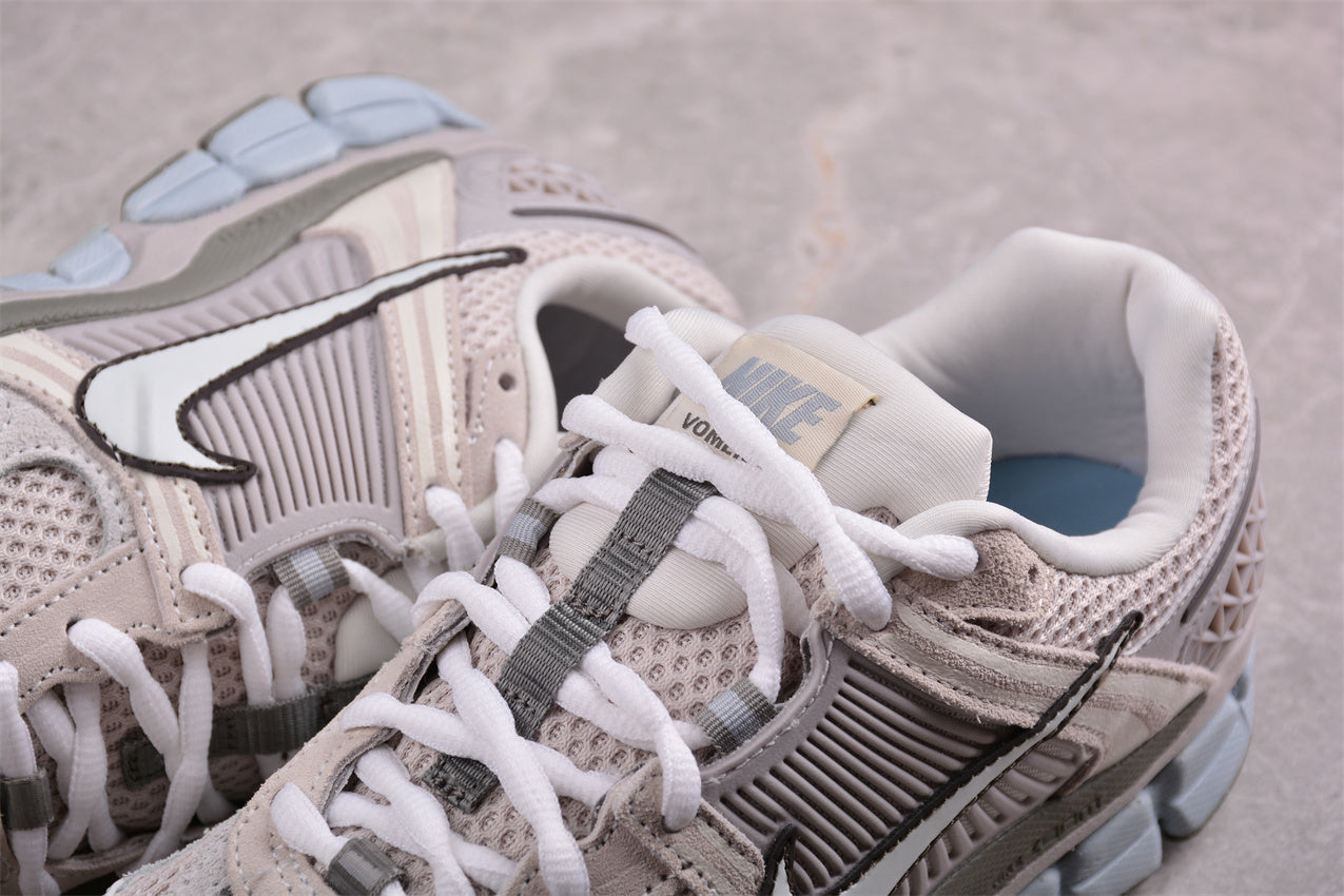 Nike Zoom Vomero 5 NBHD – Sneakers