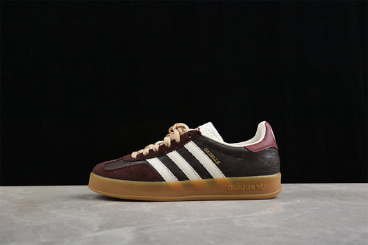 Ad Gazelle Indoor
