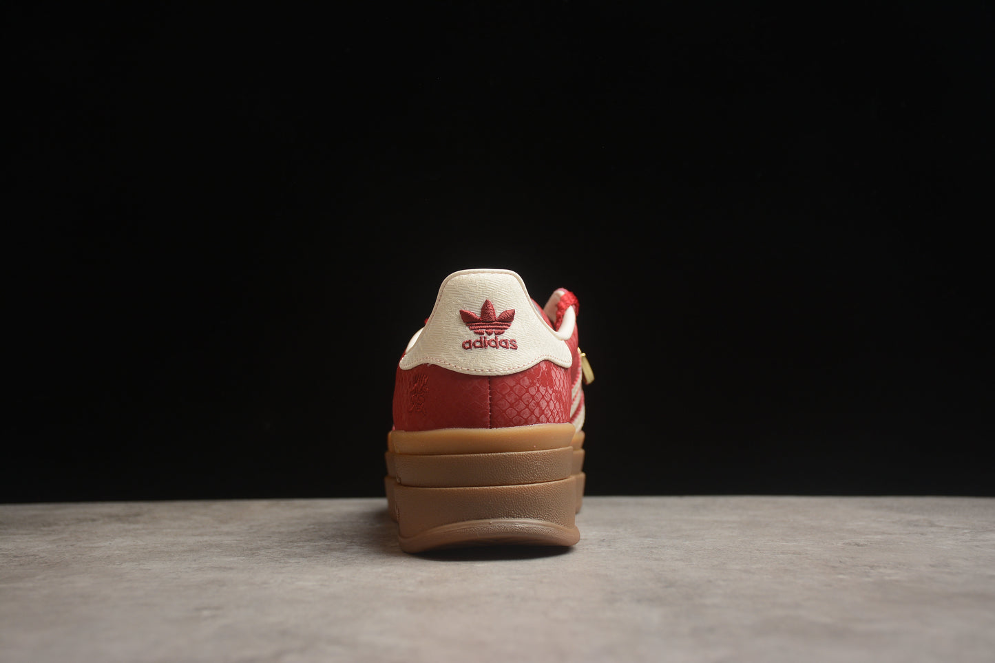 Ad Gazelle Bold