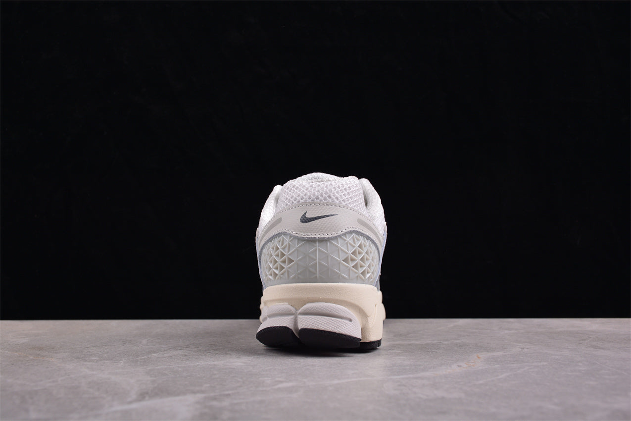 Nike V2K Runtekk – Sneakers