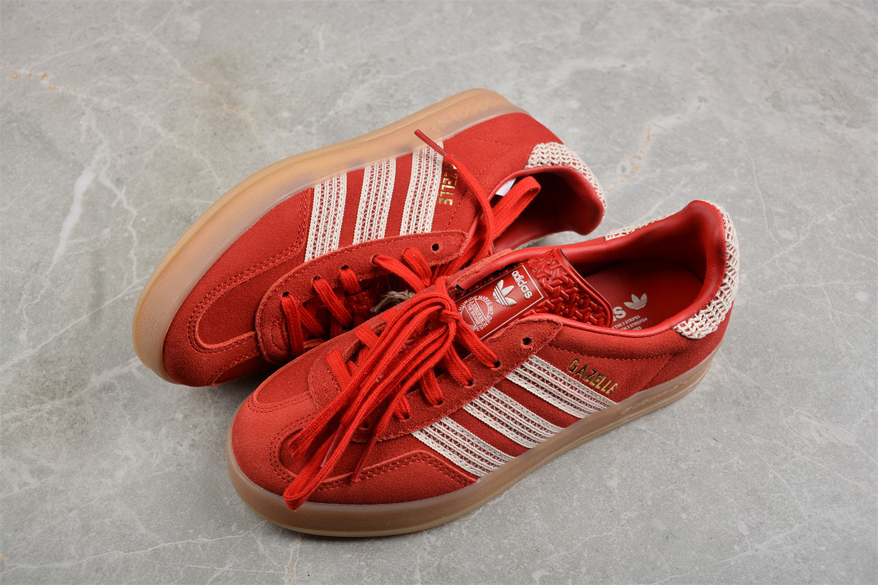Ad Gazelle Indoor