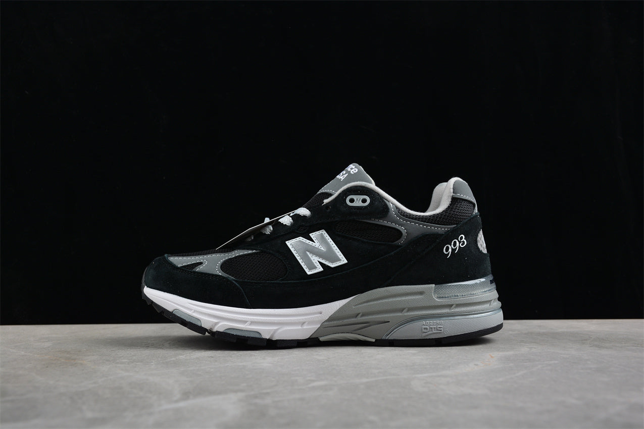 New Balance M993 – Sneakers