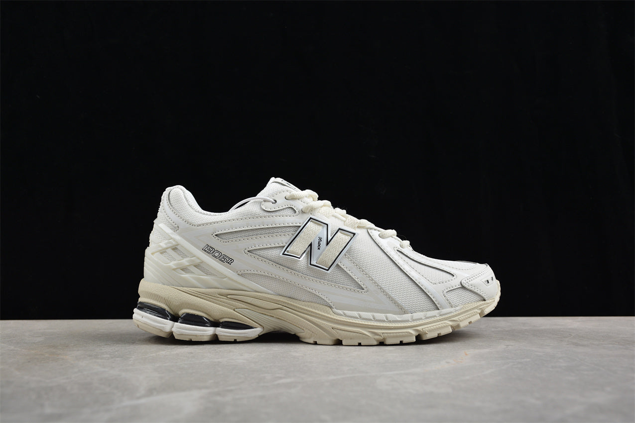 1906 Retro Dad Sneakers