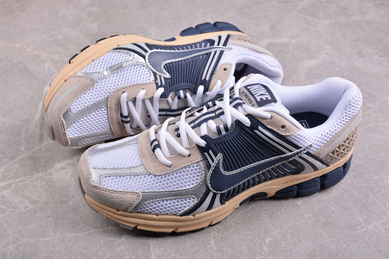 Nike Zoom Vomero 5 NBHD – Sneakers