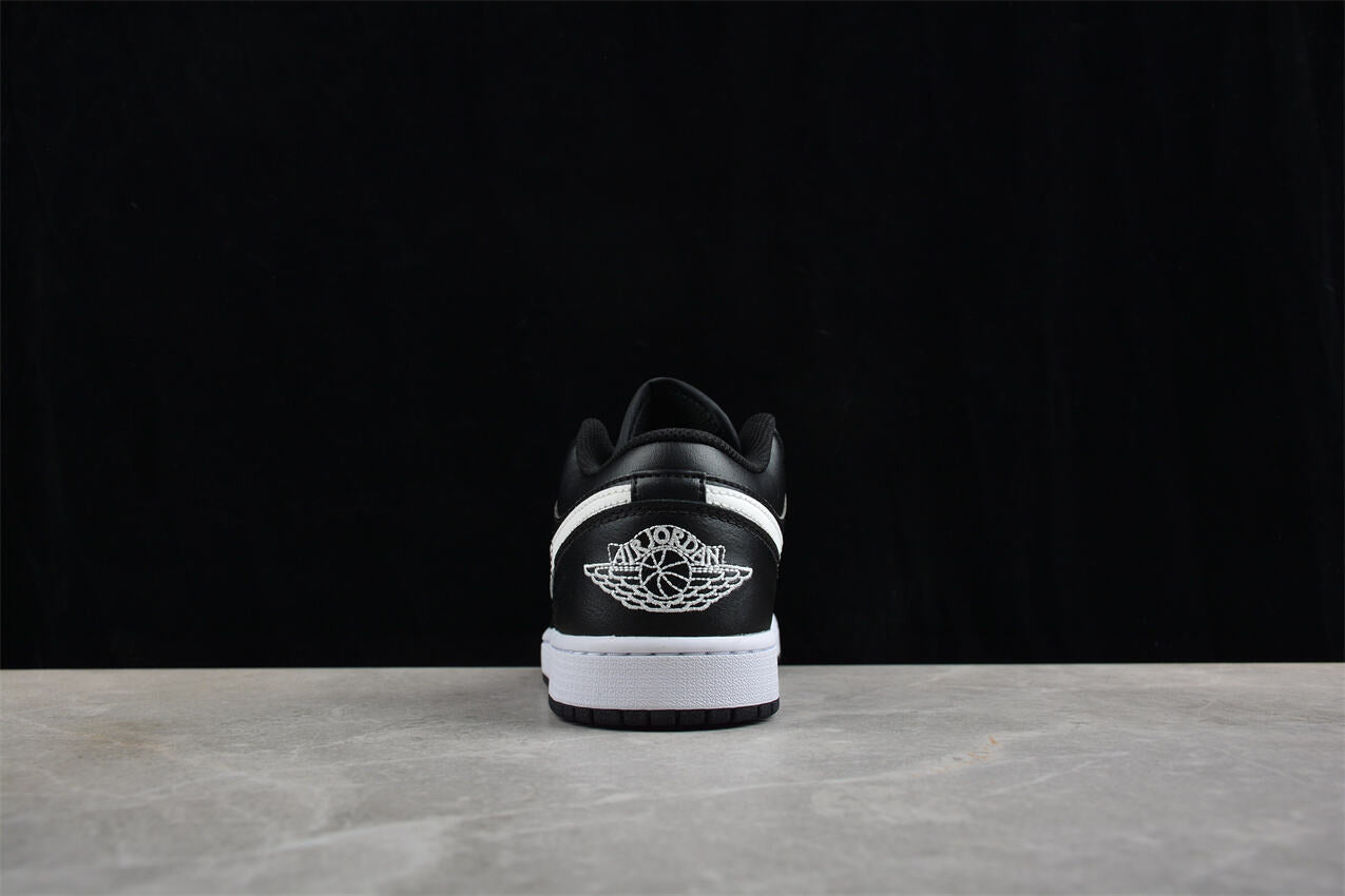 Air Jordan 1 Low “Noir Blanc