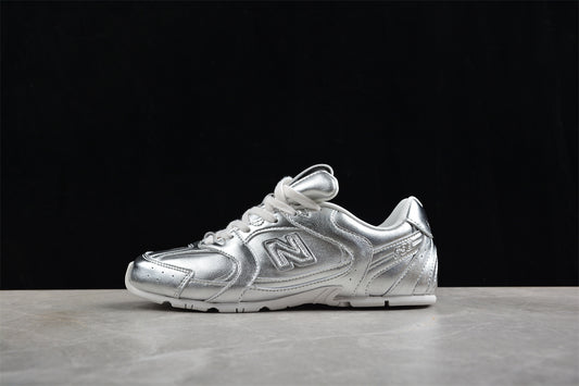 New Balance 530 x Miu Miu – Sneakers Retro Luxury