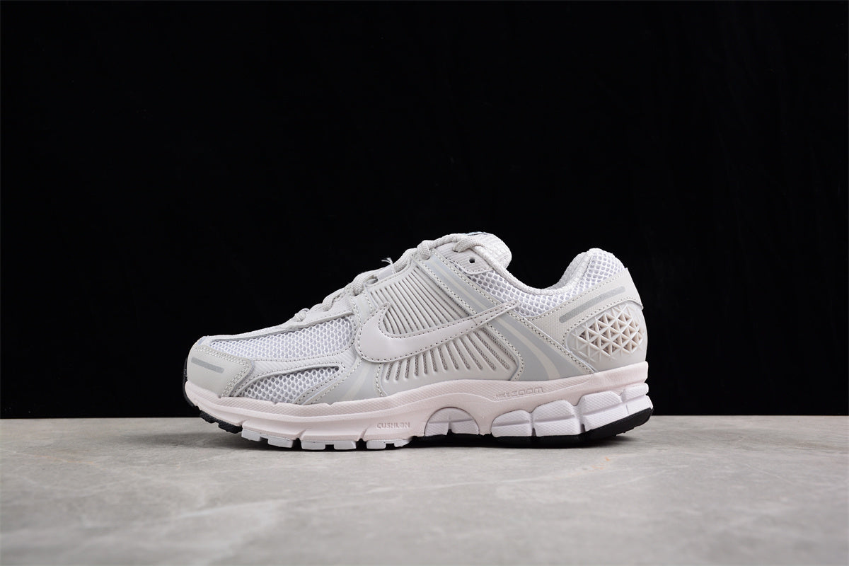 Nike Zoom Vomero 5 SP – Sneakers