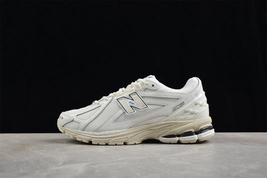 1906 Retro Dad Sneakers