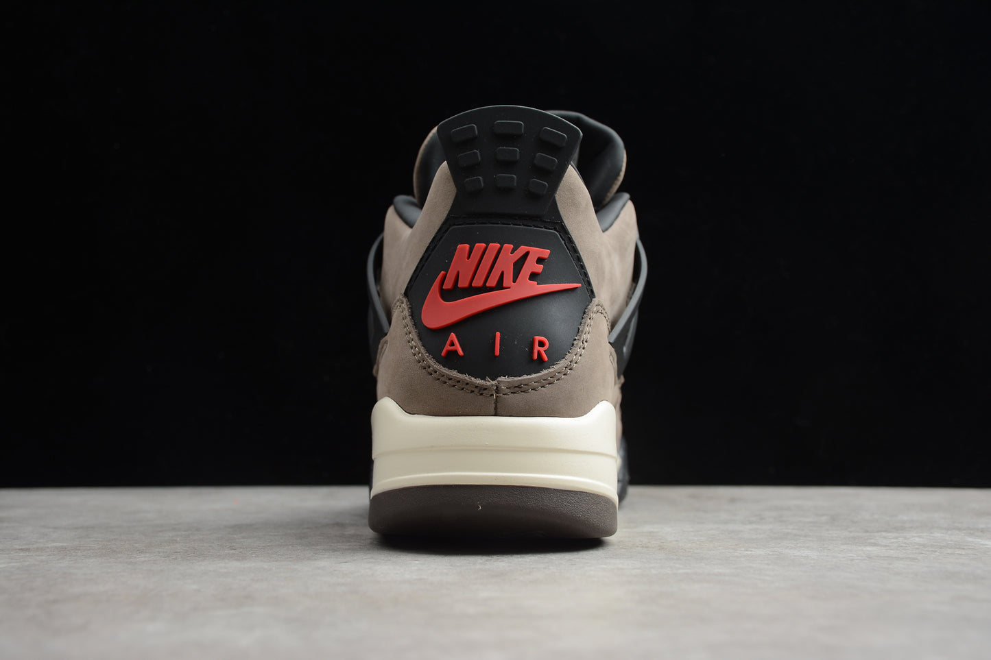 R43 Air Jordan 4