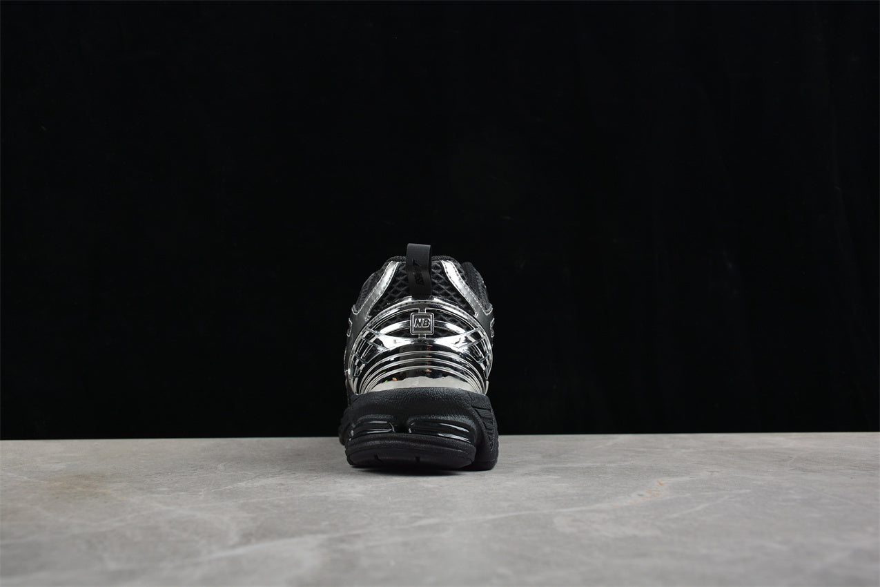1906 Series – Chaussure Rétro