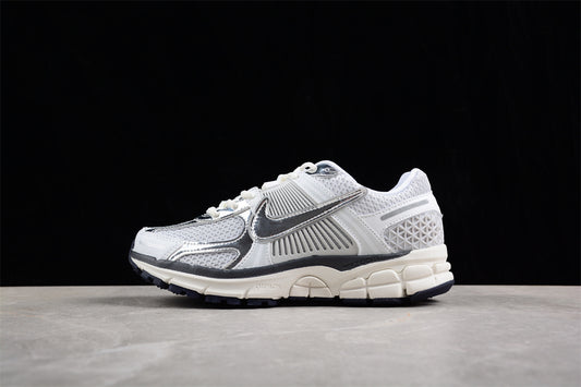 Nike Zoom Vomero 5 SP – Sneakers