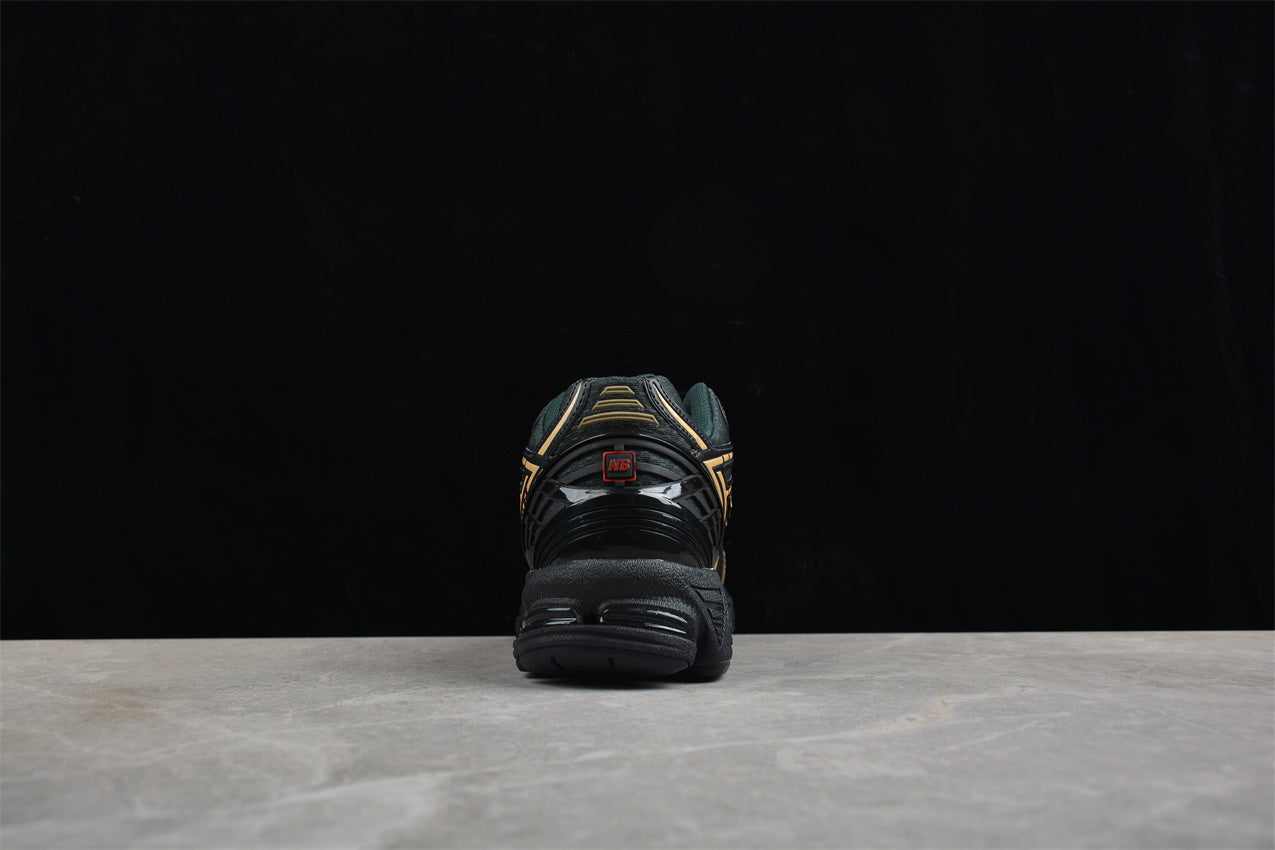 1906 – Sneakers Retro Dad Style