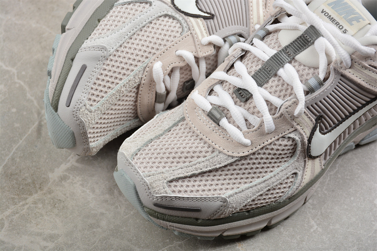Nike Zoom Vomero 5 NBHD – Sneakers