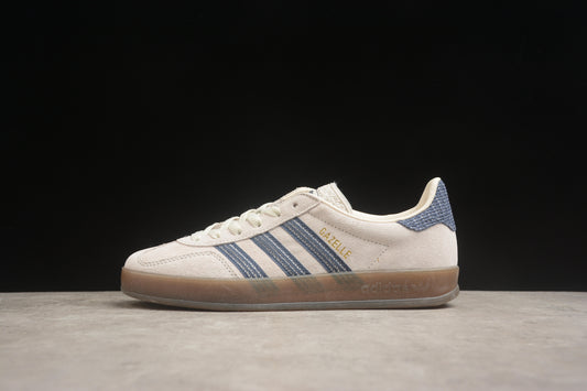 Ad Gazelle Indoor