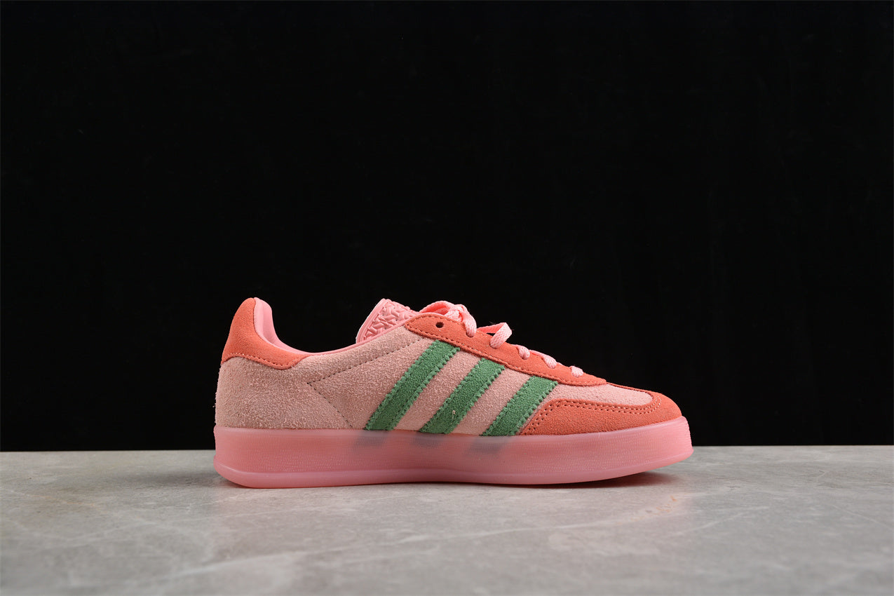 Ad Gazelle Indoor