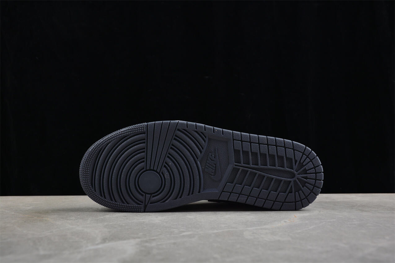 La Air Jordan 1 Low “Violet Brume