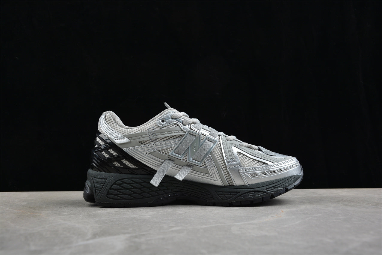 1906 Series – Chaussure Rétro  