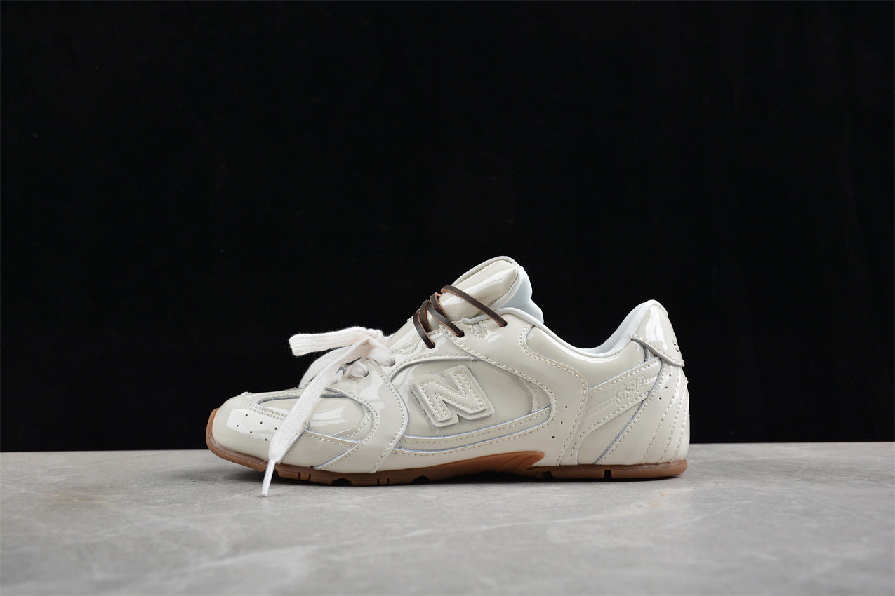 New Balance 530 x Miu Miu – Sneakers Retro Luxury