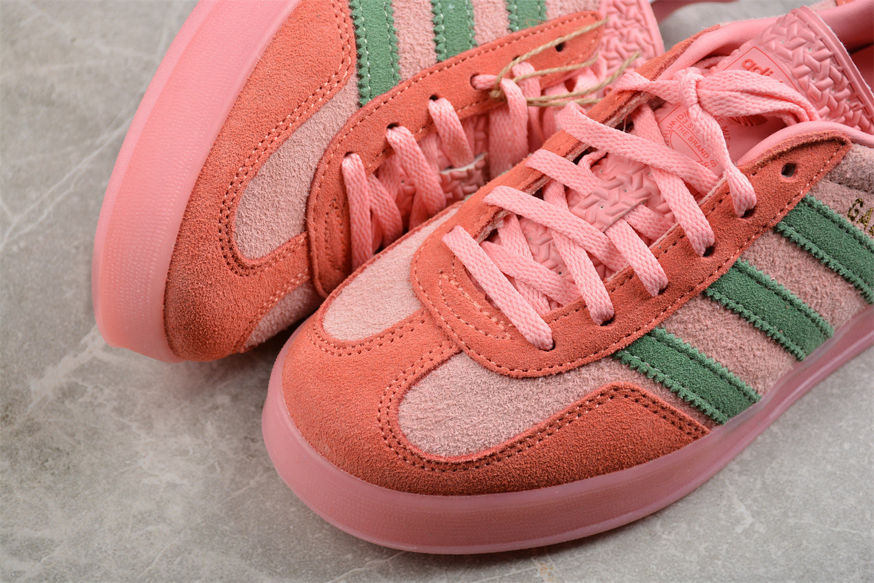 Ad Gazelle Indoor