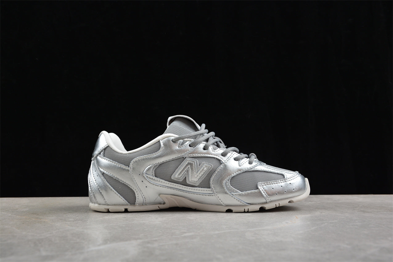 New Balance 530 x Miu Miu – Sneakers