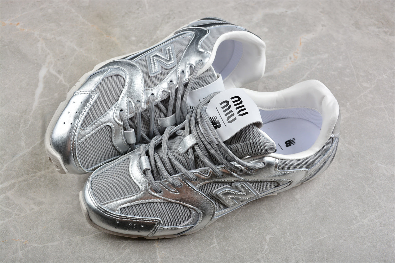 New Balance 530 x Miu Miu – Sneakers