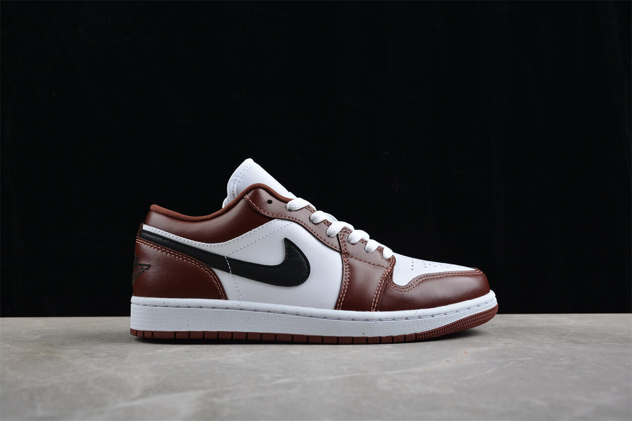 Air Jordan 1 Low “Blanc Bordeaux