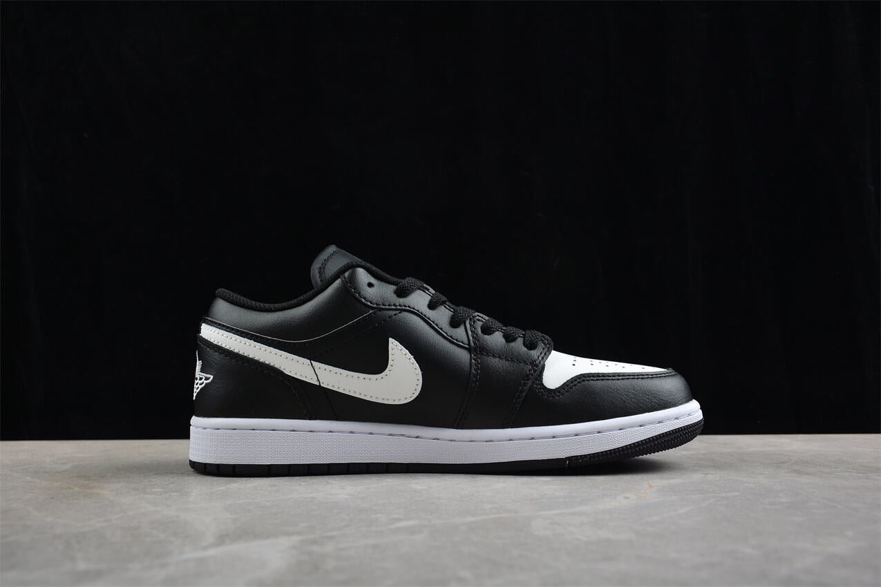 Air Jordan 1 Low “Noir Blanc