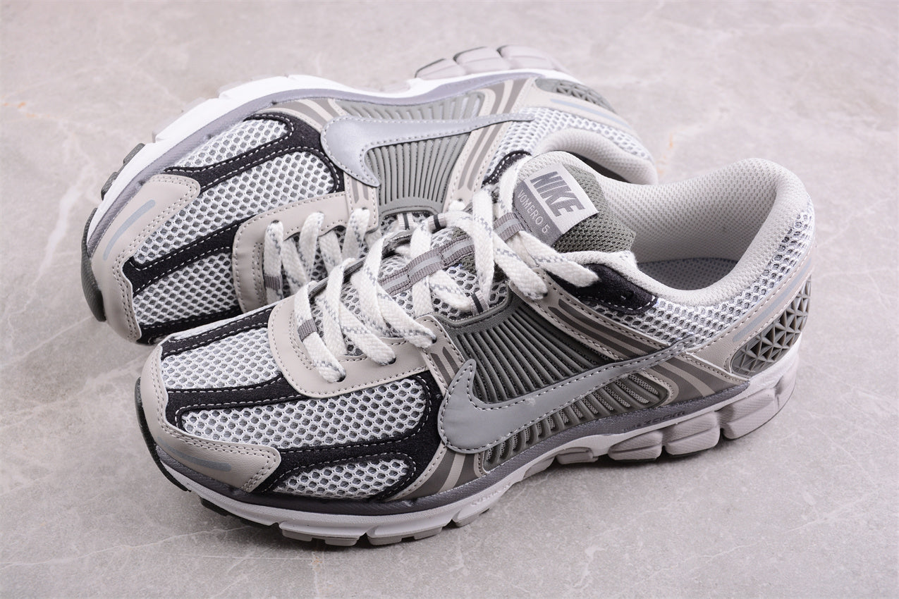 Nike Zoom Vomero 5 NBHD – Sneakers