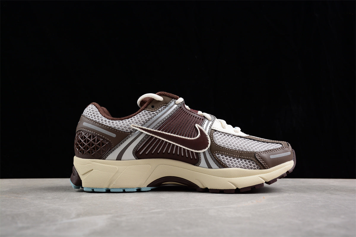 Nike Zoom Vomero 5 SP – Sneakers