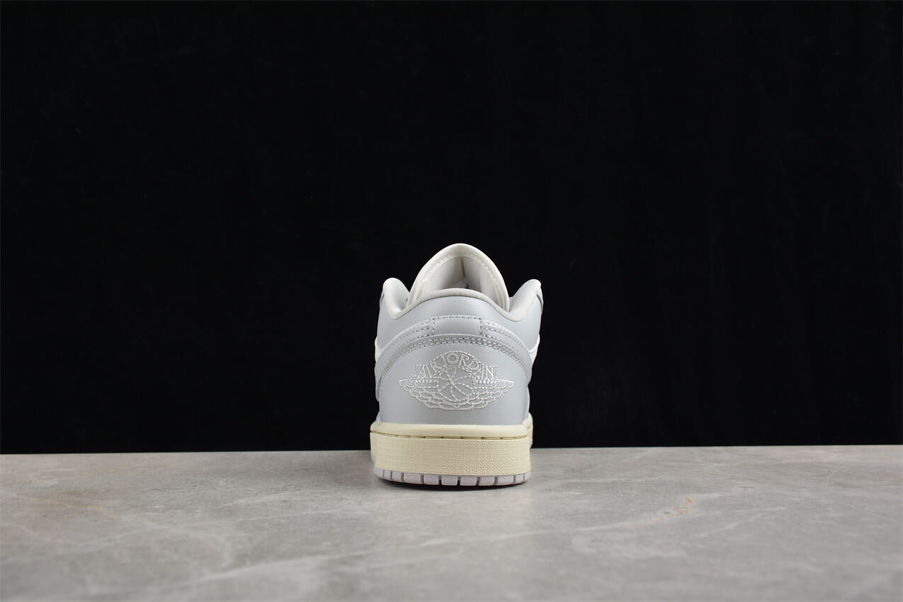 La Air Jordan 1 Low “Blanc Gris