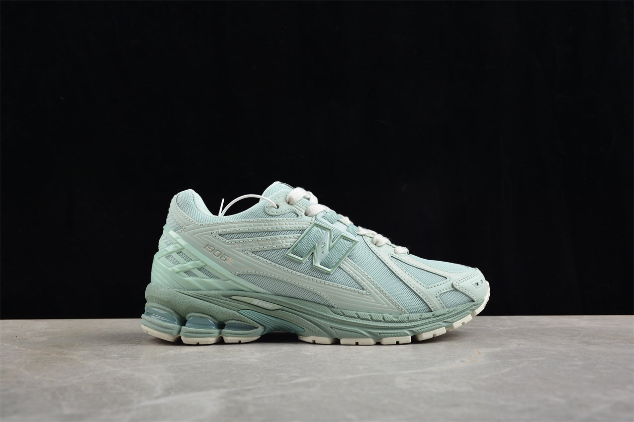 New Balance 1906 – Sneakers